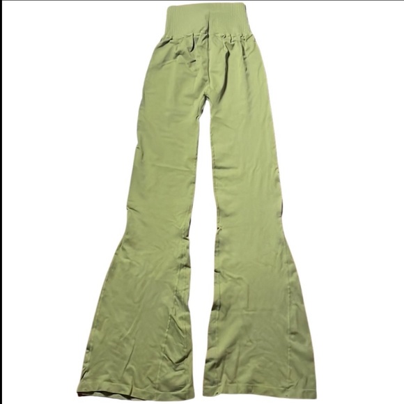 Free People SET Good Karma Ruched Top and Flare Pant in Dusted Military XS/S NEW - Picture 8 of 10